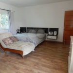 Casa em condomínio fechado no Jardim Floresta, 3 suítes, área gourmet, piscina, 4 vagas.