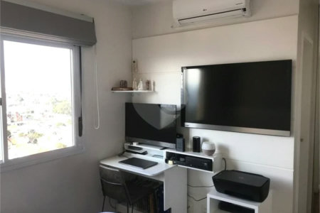 Apartamento à venda Mooca, 149m², andar alto, 3 suítes, 2 vagas, varanda gourmet, porteira fechada