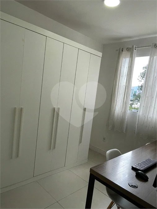 Apartamento a Venda com 2 Dormitórios Jaraguá / SP