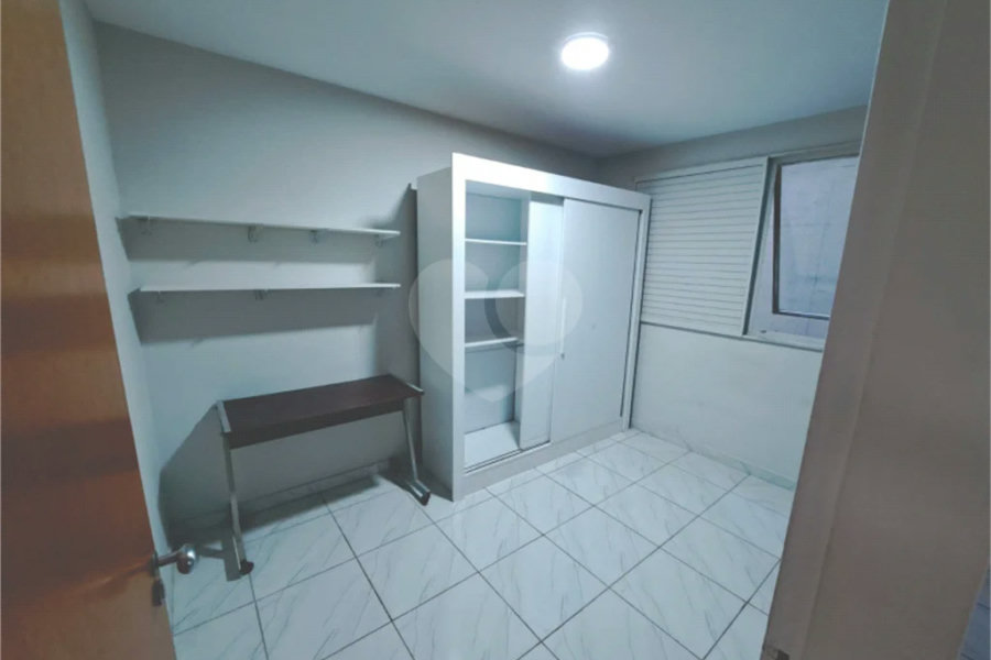 Lindo apartamento em excelente local.