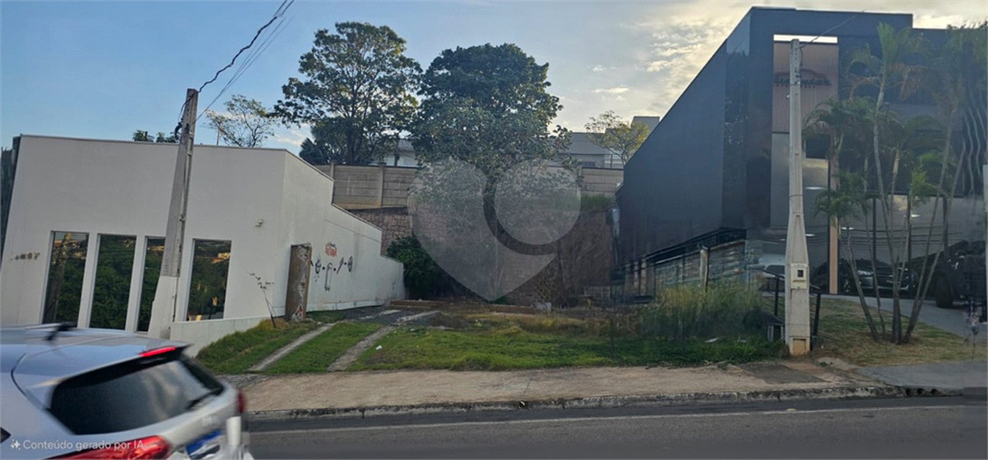 Indaiatuba - V E N D A - Terreno Comercial com 360M² ( 12X30 ) - R$ 1.550.000,00