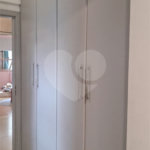 Apartamento a venda na Aclimação com 4 dormitórios e 2 vagas.