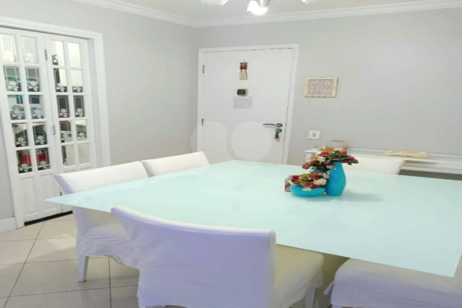 Apartamento à venda com 2 quartos, sendo 1 suíte,  em Jardim Itacolomi, São Paulo, SP