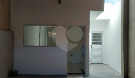 Casa à venda com 2 quartos em Parque Industrial, São Carlos, SP