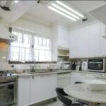 Apartamento com 187m² , 4 dormitórios , sendo 1 suíte , 3 vagas , para locação na Vila Mariana.