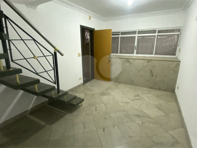 Sobrado à venda com 2 quartos, sendo 1 suíte,  em Campo Belo, São Paulo, SP