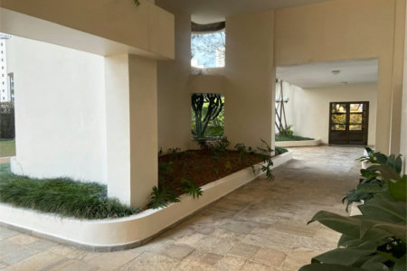 Apartamento à venda com 4 quartos, sendo 3 suítes,  em Vila Andrade, São Paulo, SP