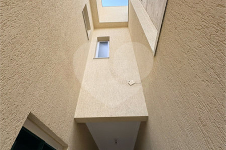 Sobrado a venda Ipiranga/SP 180m² com 3 Quartos suítes 5 banheiros 4 vagas área de serviços e Churrasqueira.