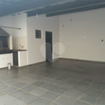 Linda casa para venda / Locação em bairro nobre