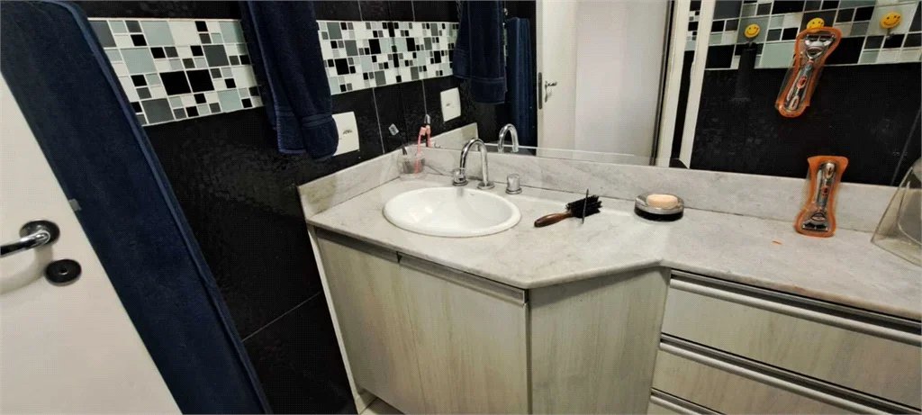 Apartamento à Venda no Campo Belo com 123m², 2 Suítes, Churrasqueira e 2 Vagas
