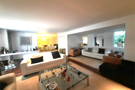 Casa para alugar com 4 quartos, sendo 2 suítes,  em Alto da Boa Vista, São Paulo, SP