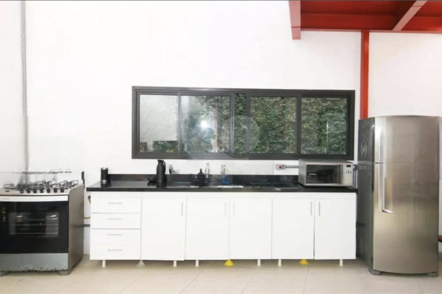 Casa no TREMEMBÉ Casa Estilo Rústico Industrial - JD GUAPIRA - CONDOMÍNIO FECHADO
