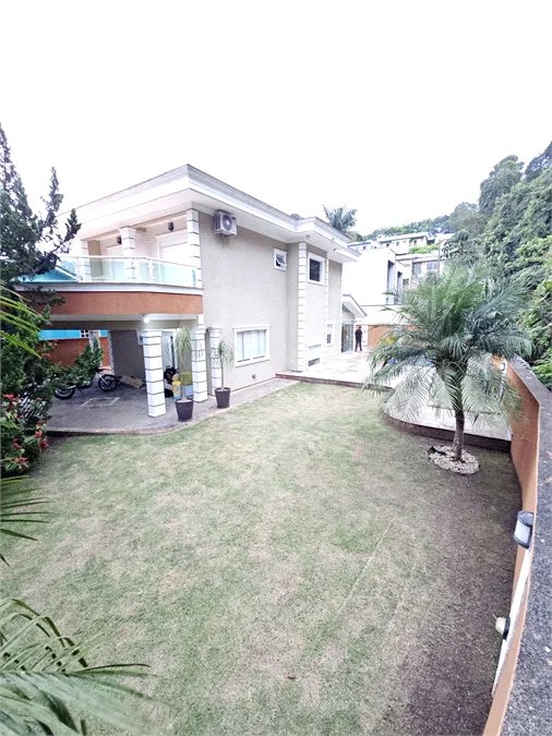 LINDA CASA PARA LOCAÇÃO COM 5 DORMITÓRIOS E PISCINA - Fernando Nobre – Cotia/SP