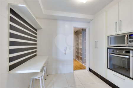 Apartamento para alugar com 4 suítes em Alto da Boa Vista, São Paulo, SP