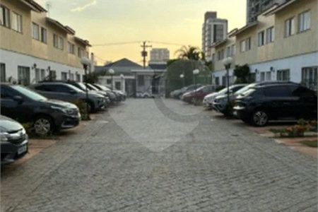 SOBRADO À VENDA NA VILA MARIA | 3 DORMITÓRIOS | SUÍTE COM CLOSET | 2 VAGAS