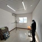 Casa residencial com ponto comercial a venda no Centro