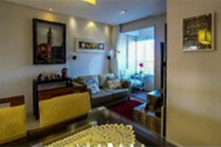 Excelente apartamento à venda na Saúde