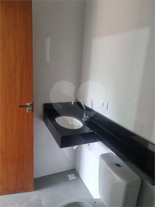 Sobrado à venda com 3 quartos, sendo 1 suíte, em Vila São Paulo, São Paulo, SP