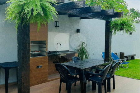 Casa à venda com 2 quartos, sendo 1 suíte,  em São José, Armação dos Búzios, RJ