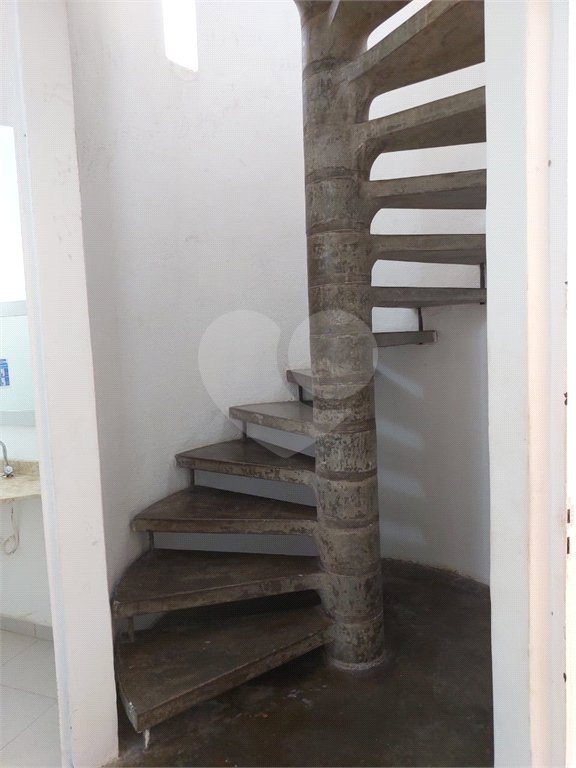 Sobrado à venda com 11 quartos, sendo 4 suítes, em Jardim Morumbi, São Paulo, SP