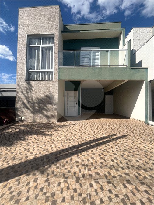 Casa à venda ou para alugar com 2 quartos, sendo 4 suítes, no condomínio Residencial Jardim Bréscia, Indaiatuba - SP