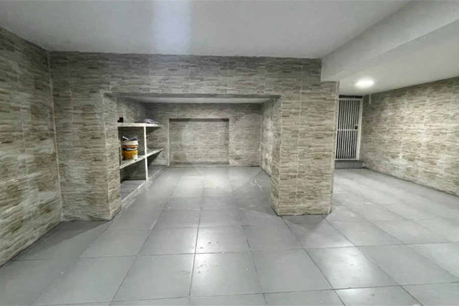 Sobrado à venda com 4 quartos, sendo 1 suíte, em Tremembé, São Paulo, SP