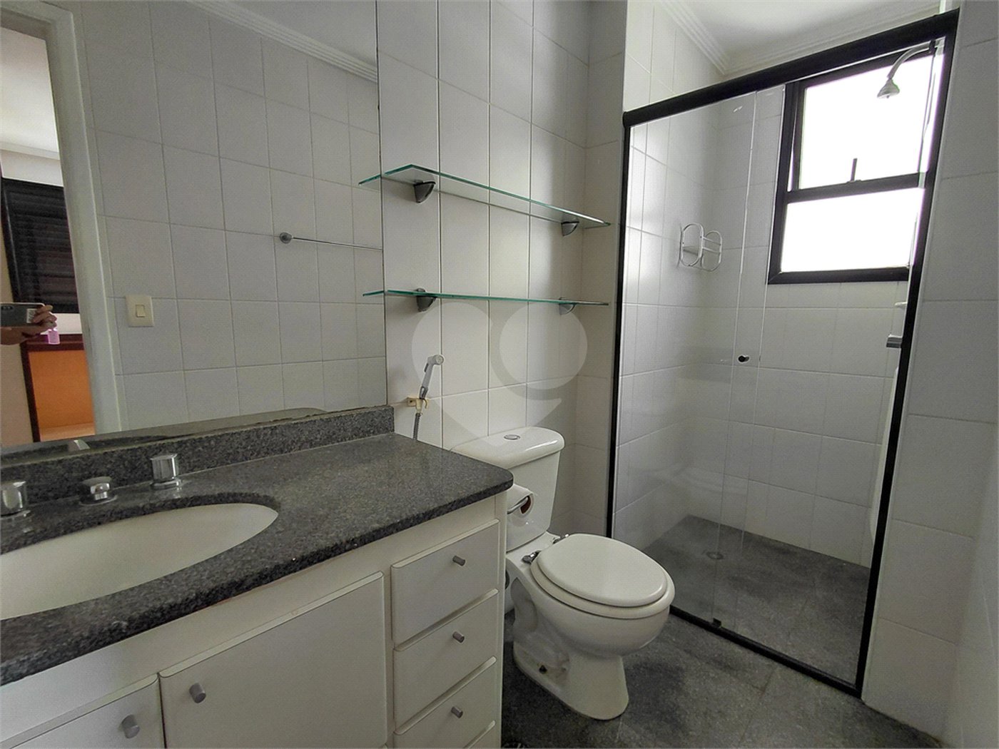 Apartamento à venda com 3 suítes em Vila Romana, São Paulo, SP