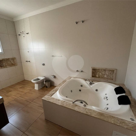 Casa à venda com 2 quartos, sendo 1 suíte, no condomínio Residencial Lagos D Icarai, Salto - SP