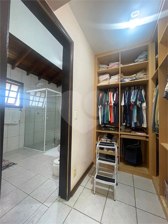 Casa à venda com 3 quartos, sendo 2 suítes,  em Vila Oliveira, Mogi das Cruzes, SP