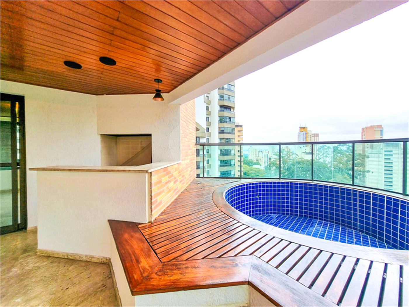 Apartamento à venda com 4 suítes em Vila Suzana, São Paulo, SP