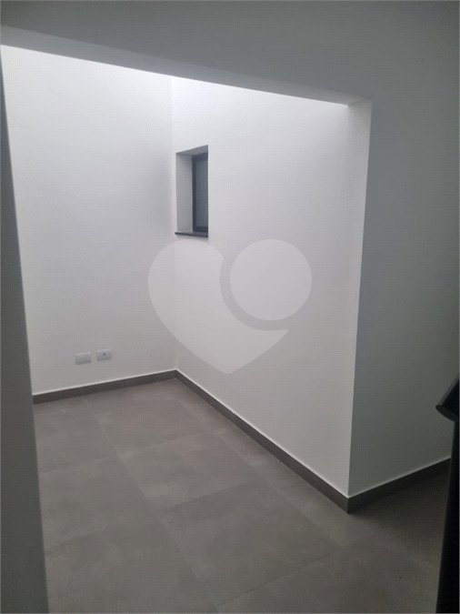 Sobrado à venda com 3 quartos, sendo 1 suíte, em Vila São Paulo, São Paulo, SP