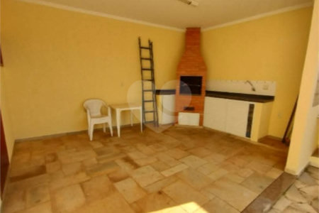 Casa à venda com 3 quartos, sendo 1 suíte, em Vila São José, Itapetininga, SP