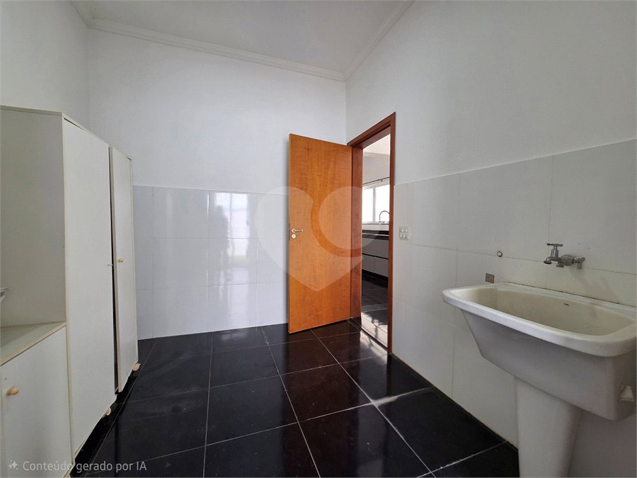 Casa à venda com 3 suítes no condomínio Jardim Solar do Bosque, Sorocaba - SP