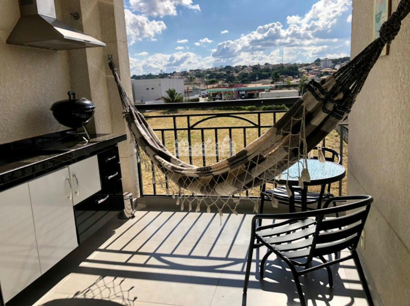 Apartamento à venda com 3 quartos, sendo 1 suíte,  em Vila Helena, Atibaia, SP