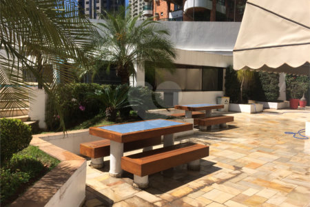 Apartamento à venda com 3 suítes em Vila Suzana, São Paulo, SP