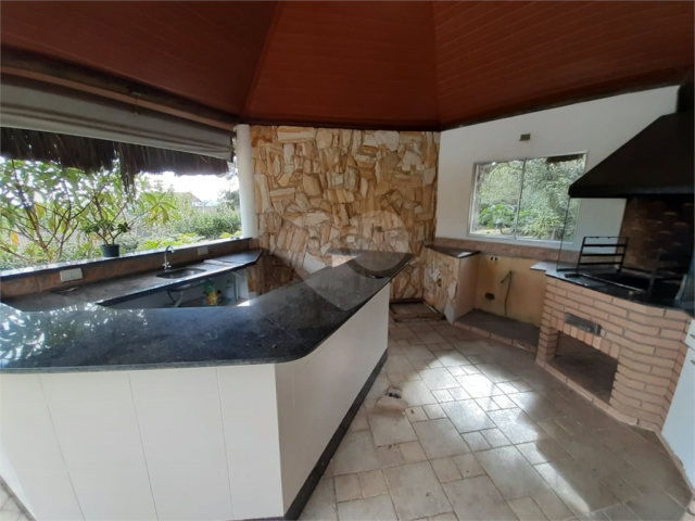 Casa Térrea à venda com 4 quartos, sendo 2 suítes,  em Serra da Cantareira, Mairiporã, SP