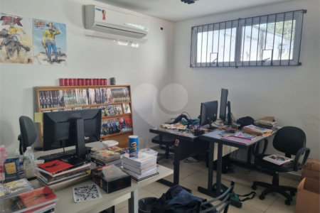 Sobrado à venda com 6 suítes em Alto de Pinheiros, São Paulo, SP