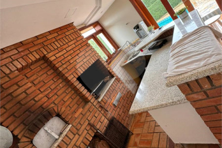 Casa à venda com 5 suítes em Aruã, Mogi das Cruzes, SP