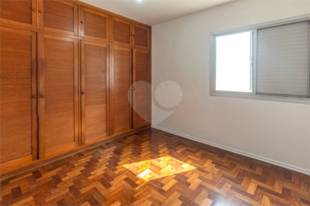 Apartamento à venda com 3 quartos, sendo 2 suítes, em Água Branca, São Paulo, SP