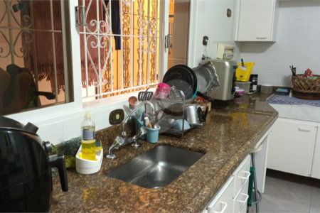 Casa à venda com 3 suítes no condomínio Vila Maria, São Paulo - SP