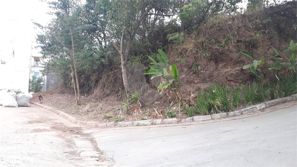 Terreno à venda no condomínio Altos da Baronesa, São Paulo - SP