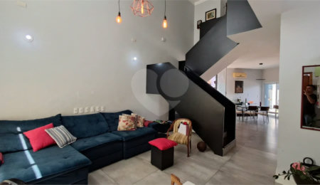 Casa à venda com 4 quartos, sendo 3 suítes, no condomínio Golden Park, Hortolândia - SP