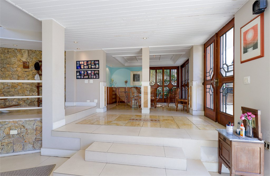 Casa à venda com 3 quartos, sendo 1 suíte, em Brooklin, São Paulo, SP