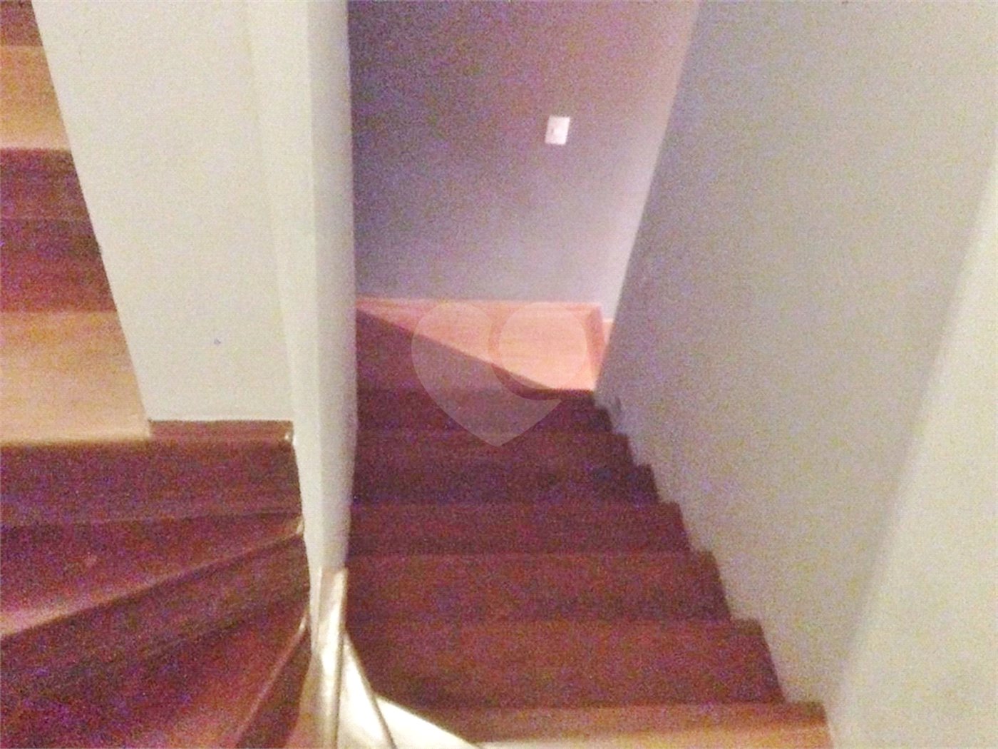 Sobrado à venda com 4 quartos, sendo 1 suíte, em Jardim Novo Mundo, São Paulo, SP