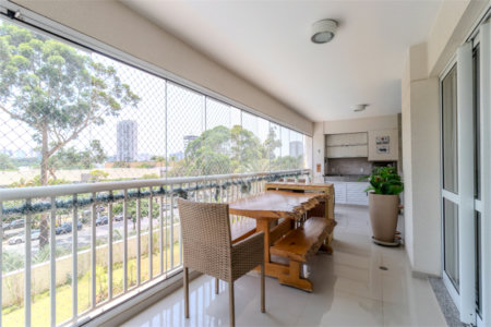 Apartamento à venda com 3 suítes em Campo Grande, São Paulo, SP