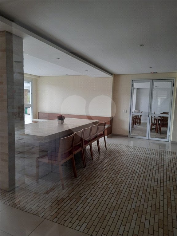 Apartamento à venda ou para alugar com 3 quartos, sendo 1 suíte, em Cidade São Francisco, São Paulo, SP