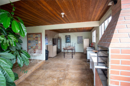 Sítio à venda com 7 quartos, sendo 6 suítes, no Centro (são João Novo), São Roque, SP