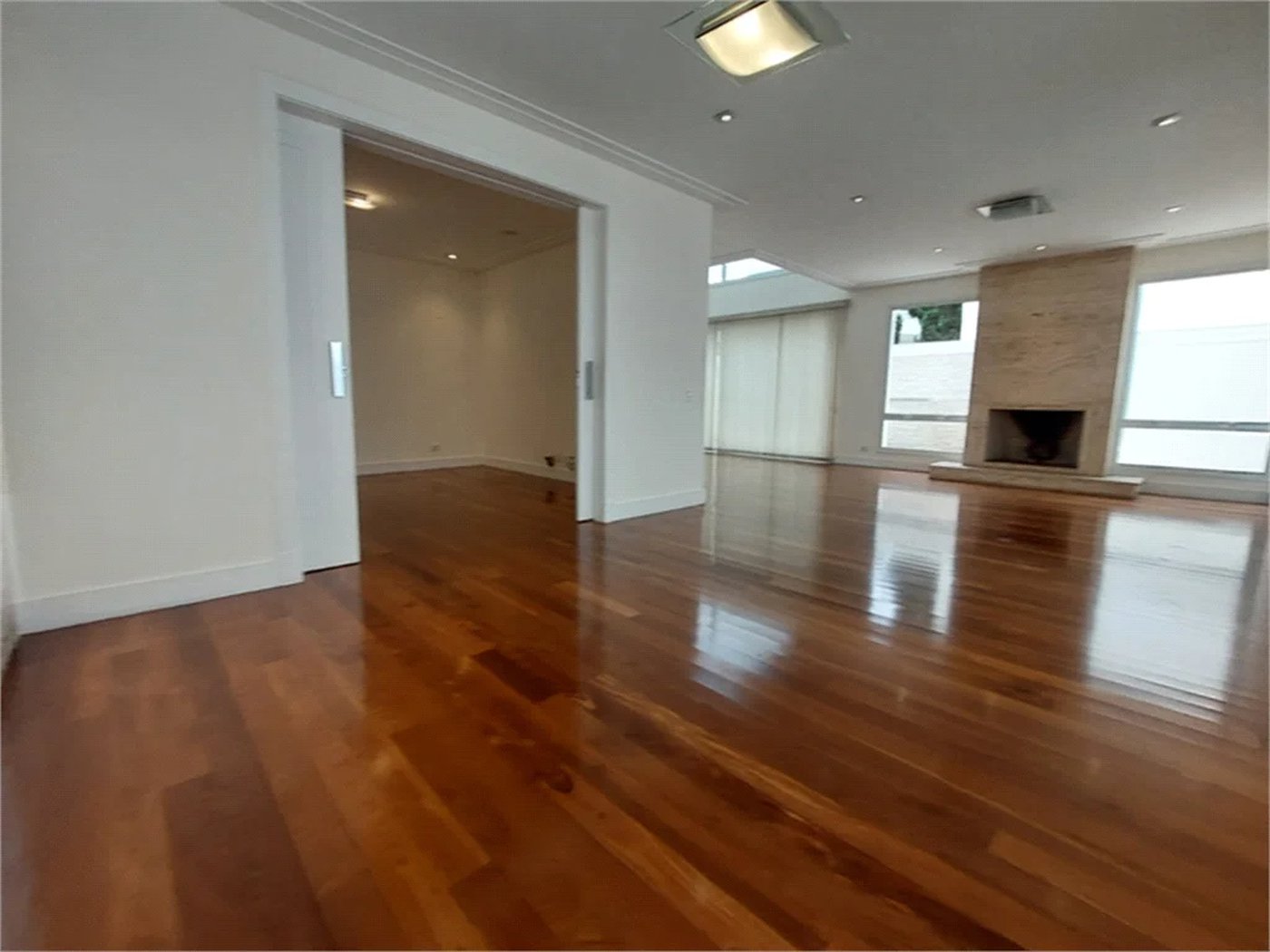 Casa à venda com 4 suítes no condomínio Residencial Morumbi, São Paulo - SP
