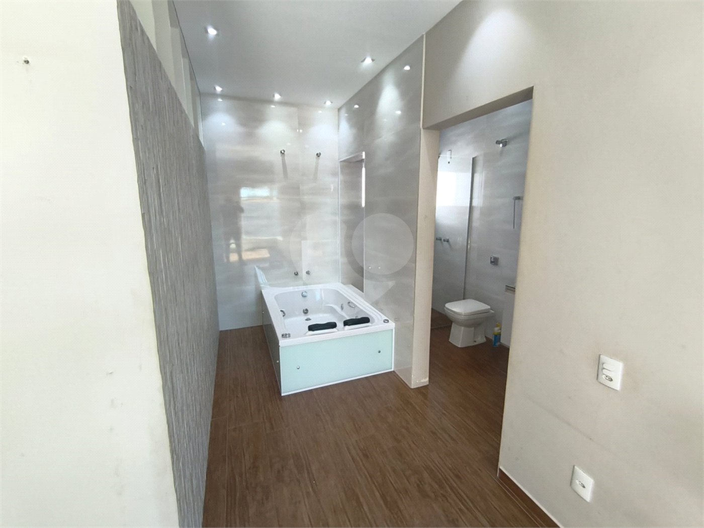 Casa à venda com 3 quartos, sendo 2 suítes, em Vila Carolina, Itapetininga, SP
