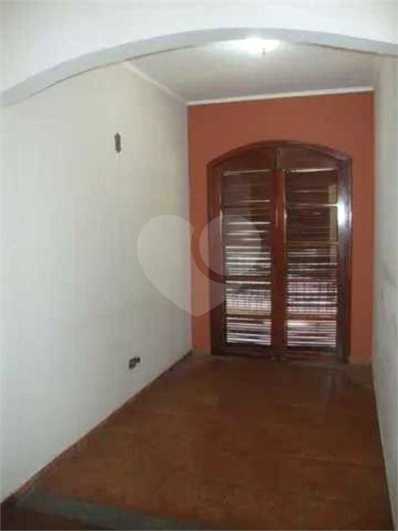 Sobrado à venda com 4 suítes em Vila Trujillo, Sorocaba, SP